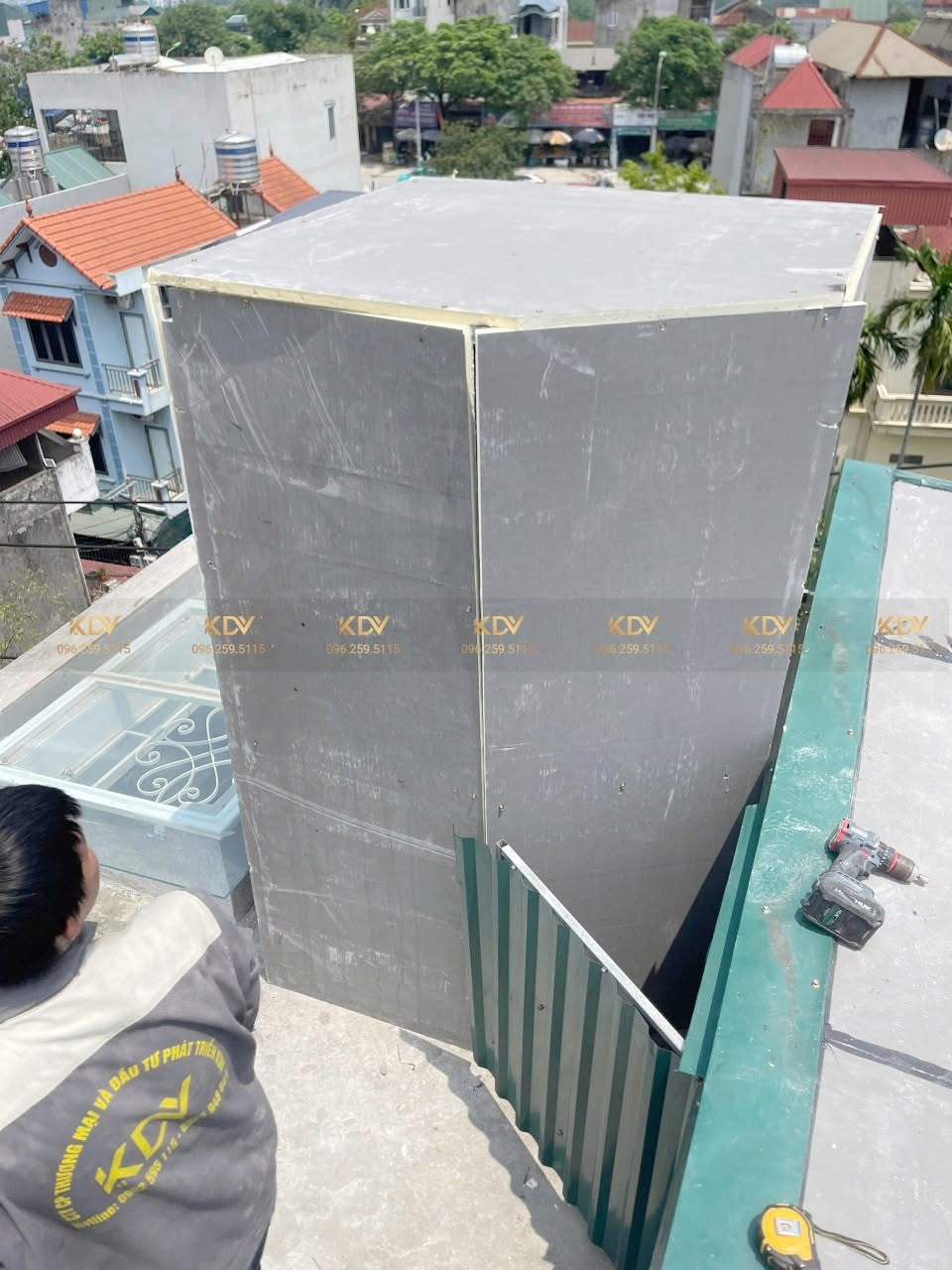 Giải pháp chống mái tôn hiệu quả